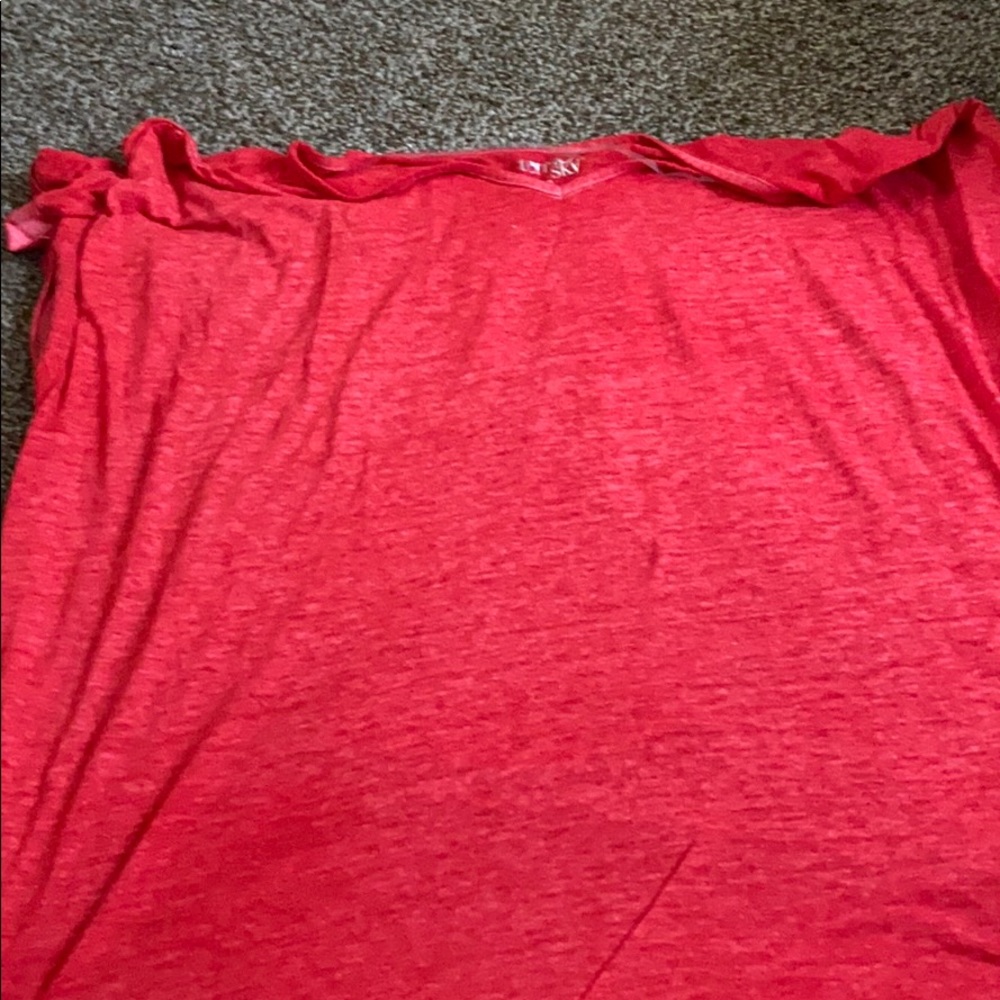 🎄 3/$20 - 2X Terra & Sky T-shirt